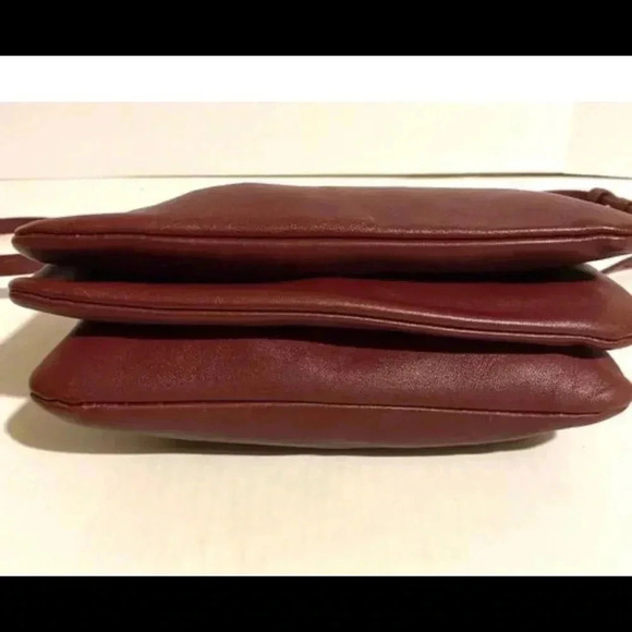 Celine trio calfskin leather crossbody handbag - Picture 3 of 15